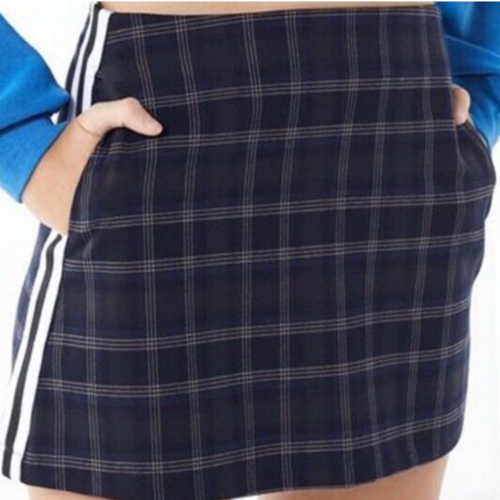Urban Outfitters Plaid Mini Skirt - Picture 2 of 7